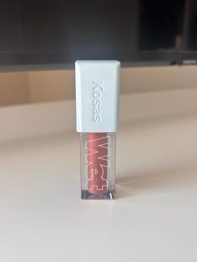 Kosas Wet Lip Oil Plumping Peptide Lip Treatment Gloss Unbuttoned Blush Pink NEW